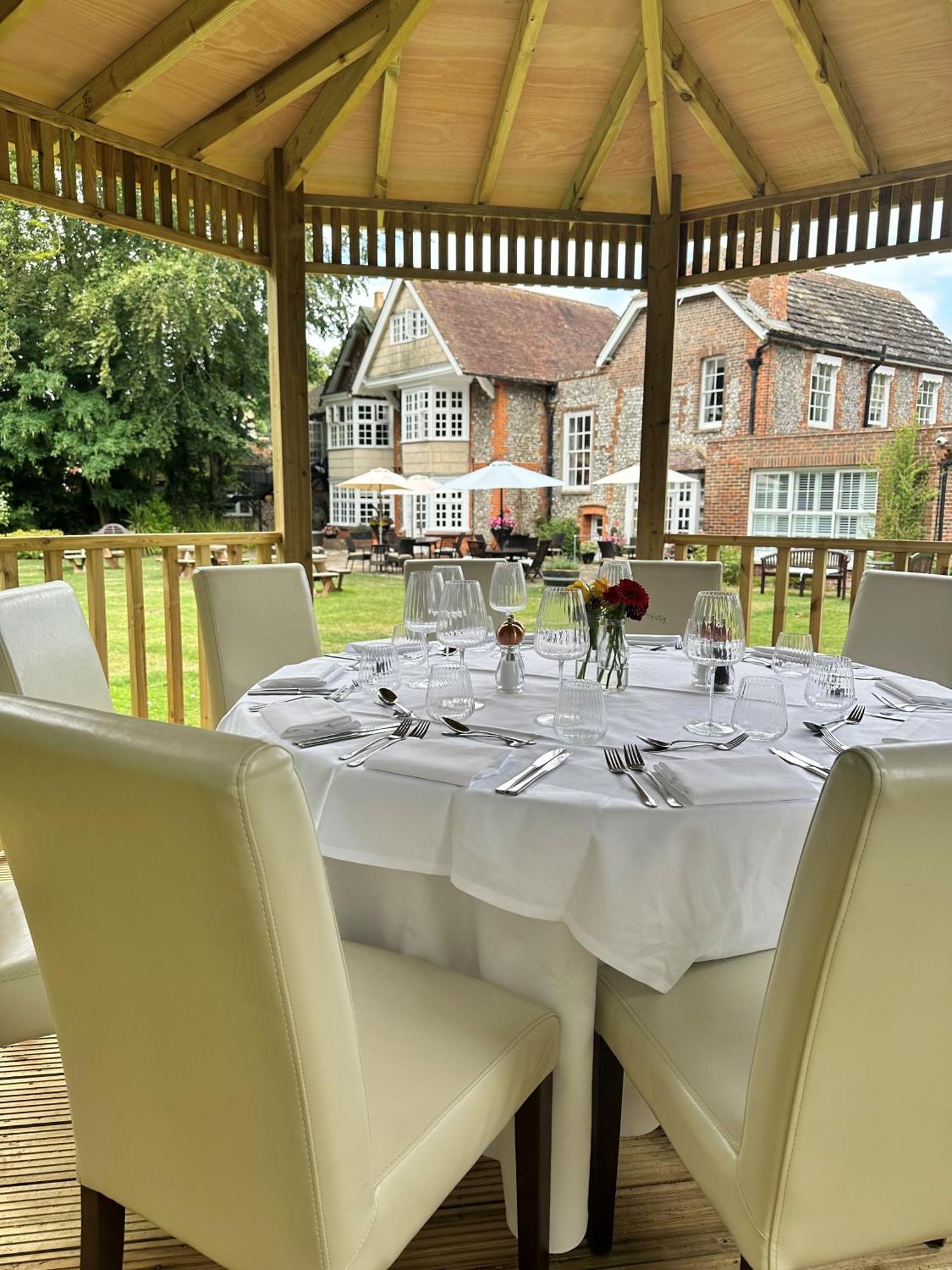 Findon Manor Hotel Buitenkant foto